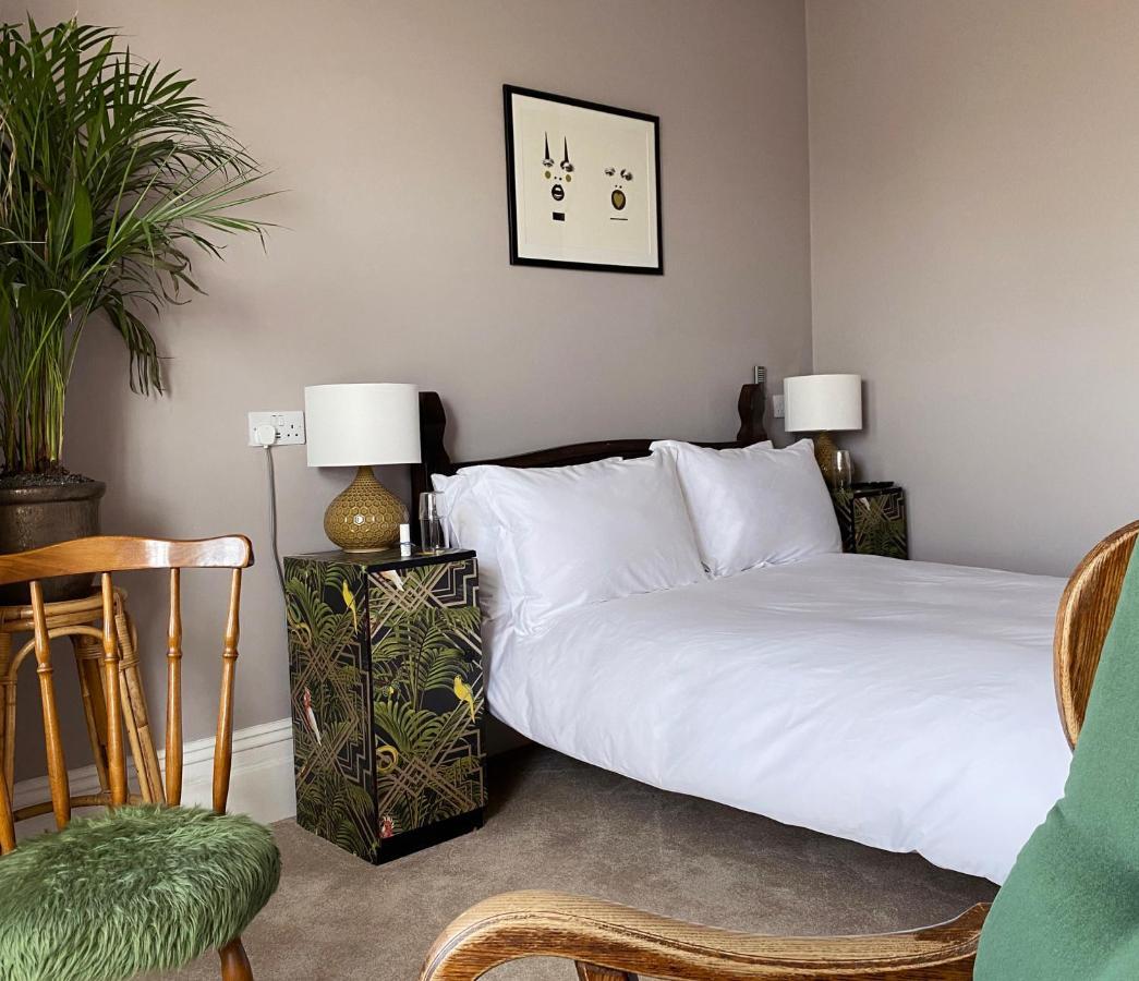 Bed and Breakfast 15 Grosvenor Гастингс Экстерьер фото